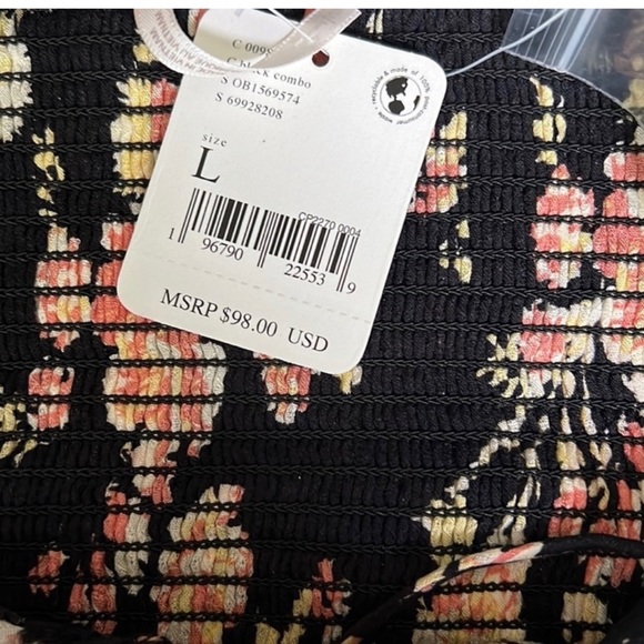 Free People Hilary printed tops in black condo. Size large - Picture 5 of 5